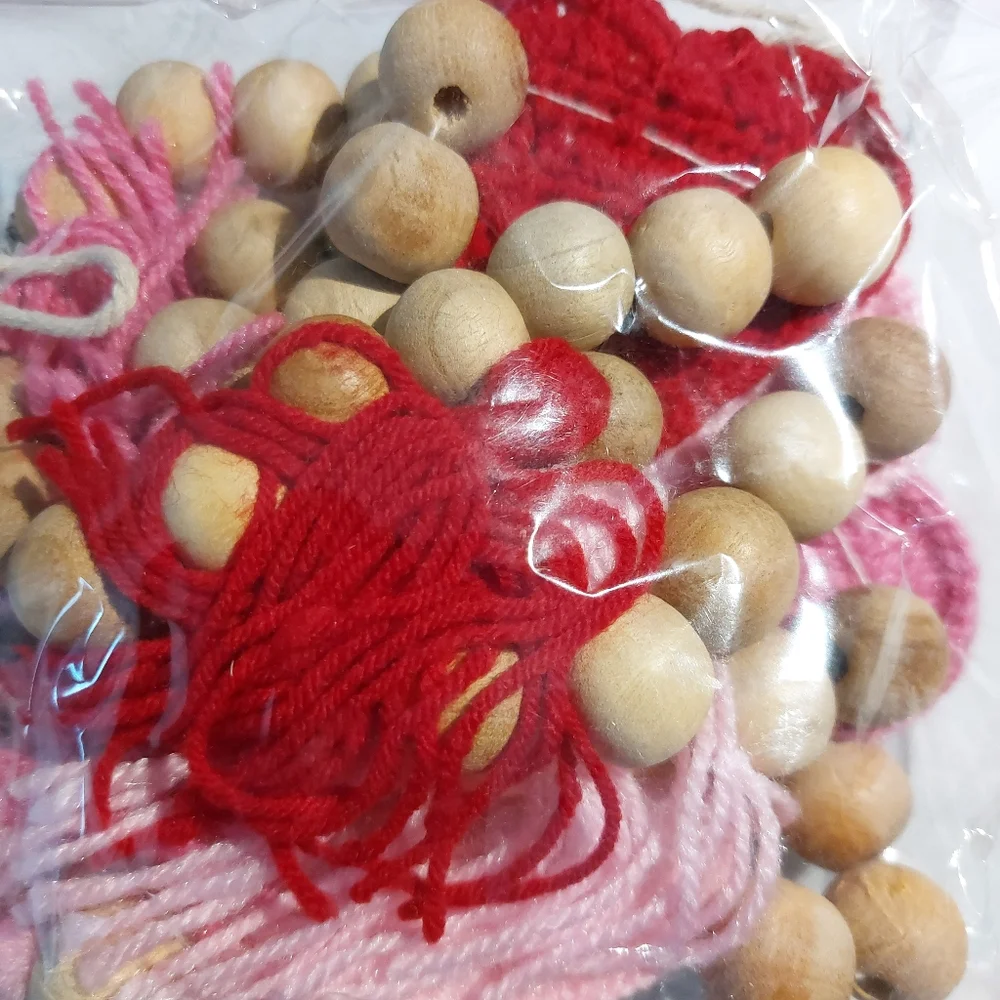 Celebrate Together Valentine's Day Wooden Bead Garland Tasseled NEW